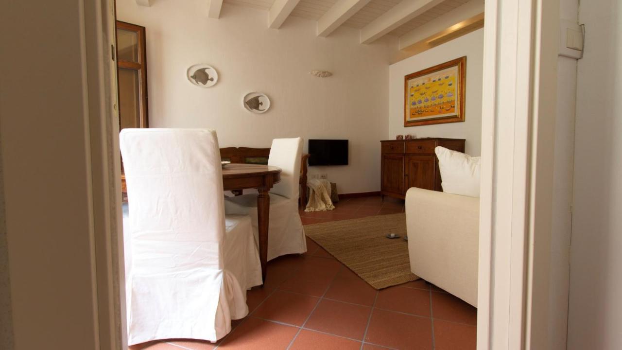 Roma 46 Apartment *